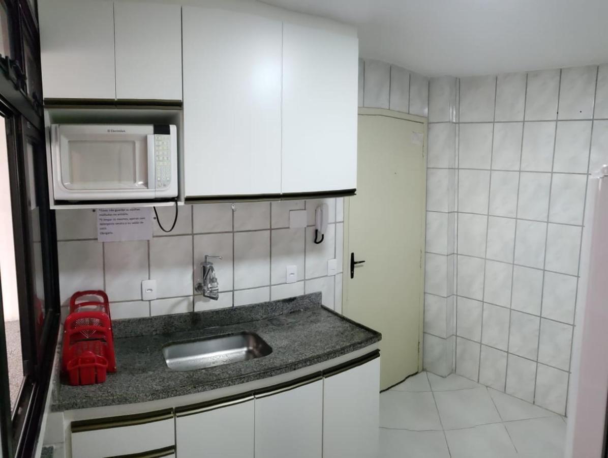 Apartamento Residencial Angélica em Guarapari a 150m do mar Esterno foto