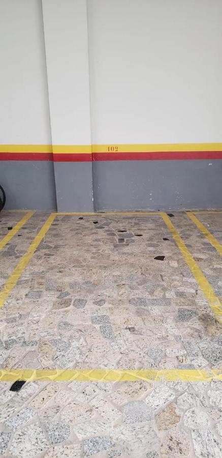 Apartamento Residencial Angélica em Guarapari a 150m do mar Esterno foto